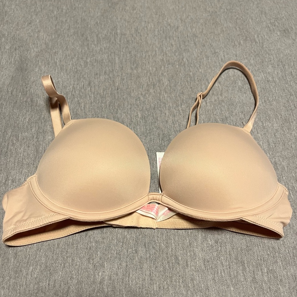 PINK Victoria's Secret Nude Bra